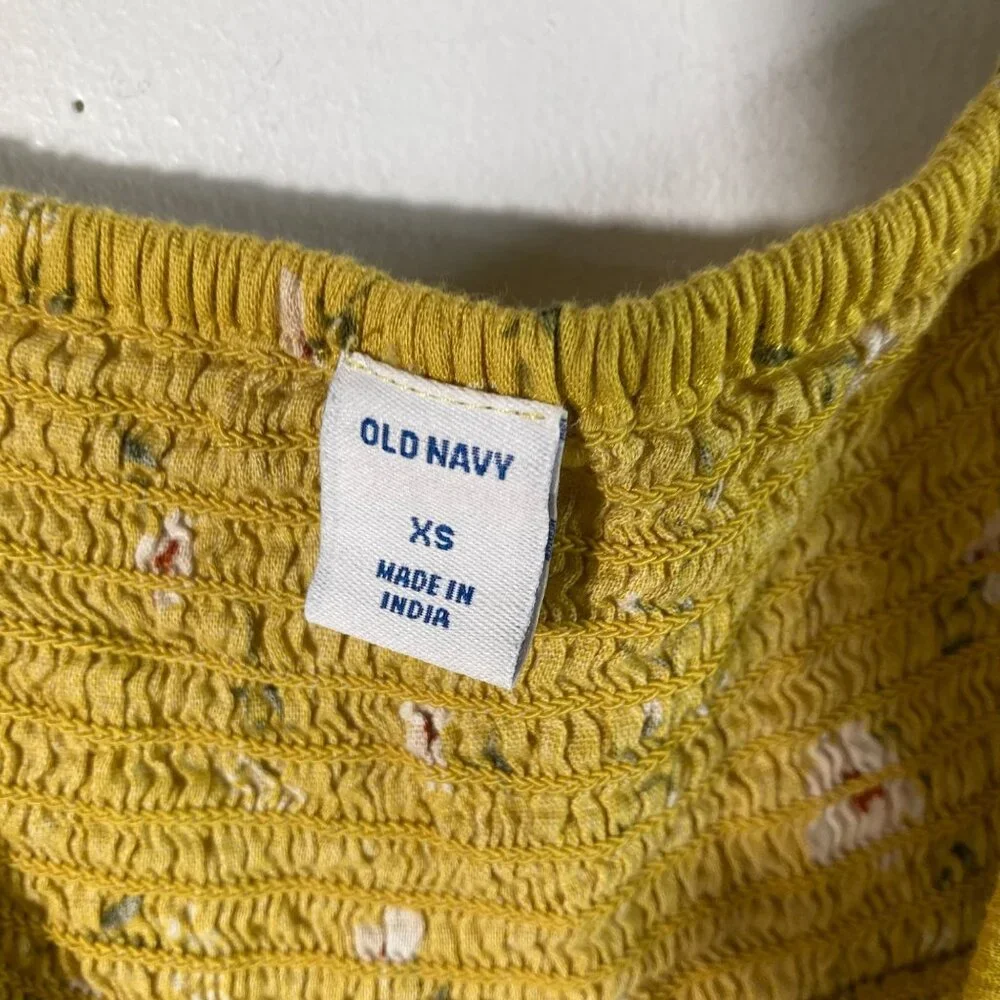 Womens Old Navy Puff Sleeve‎ Ruched Top Floral Blouse Mustard XS Cotton Rayon